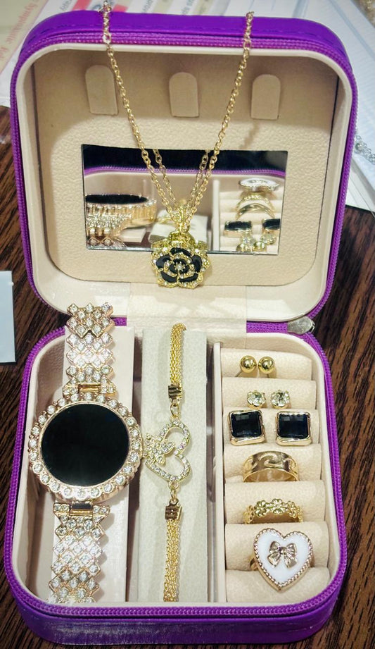 BEAUTIFUL GIFT BOX AVAILABLE IN STOCK